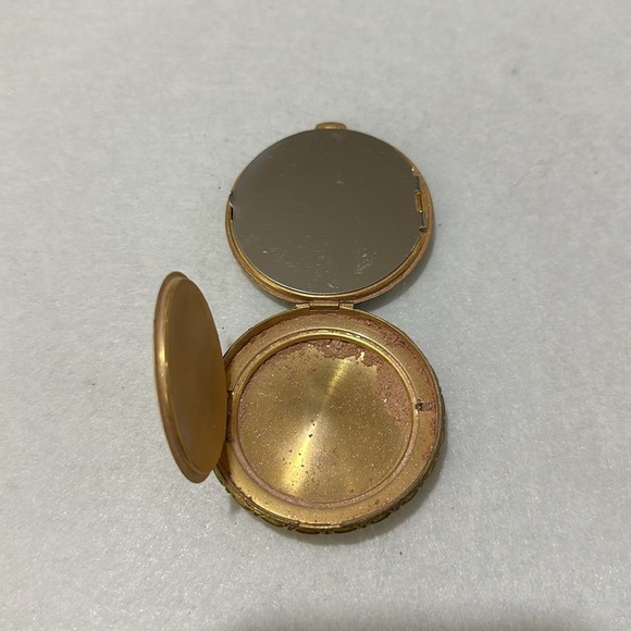 La mode vintage mother of pearl small compact - Picture 7 of 10